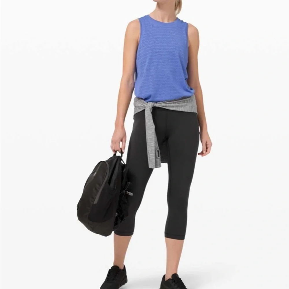 Lululemon Wunder Train High-Rise Crop 21” Black Everlux Leggings Size 2 Like New